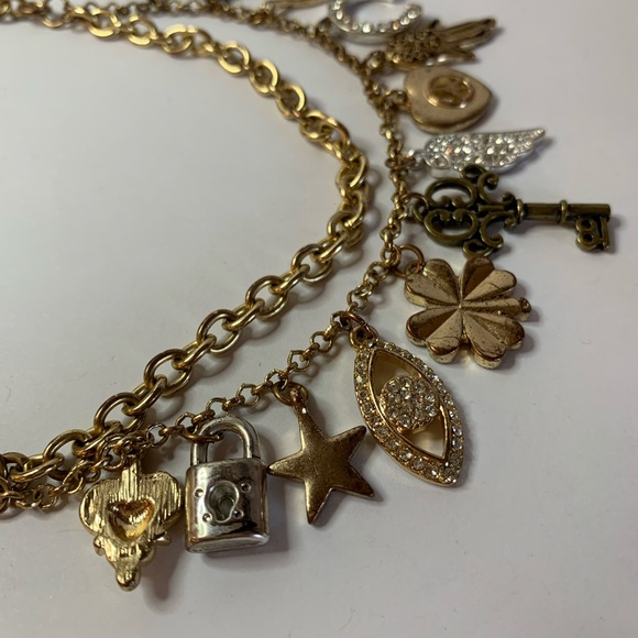 LOFT Hamsa Hand necklace and bracelet - Picture 3 of 4